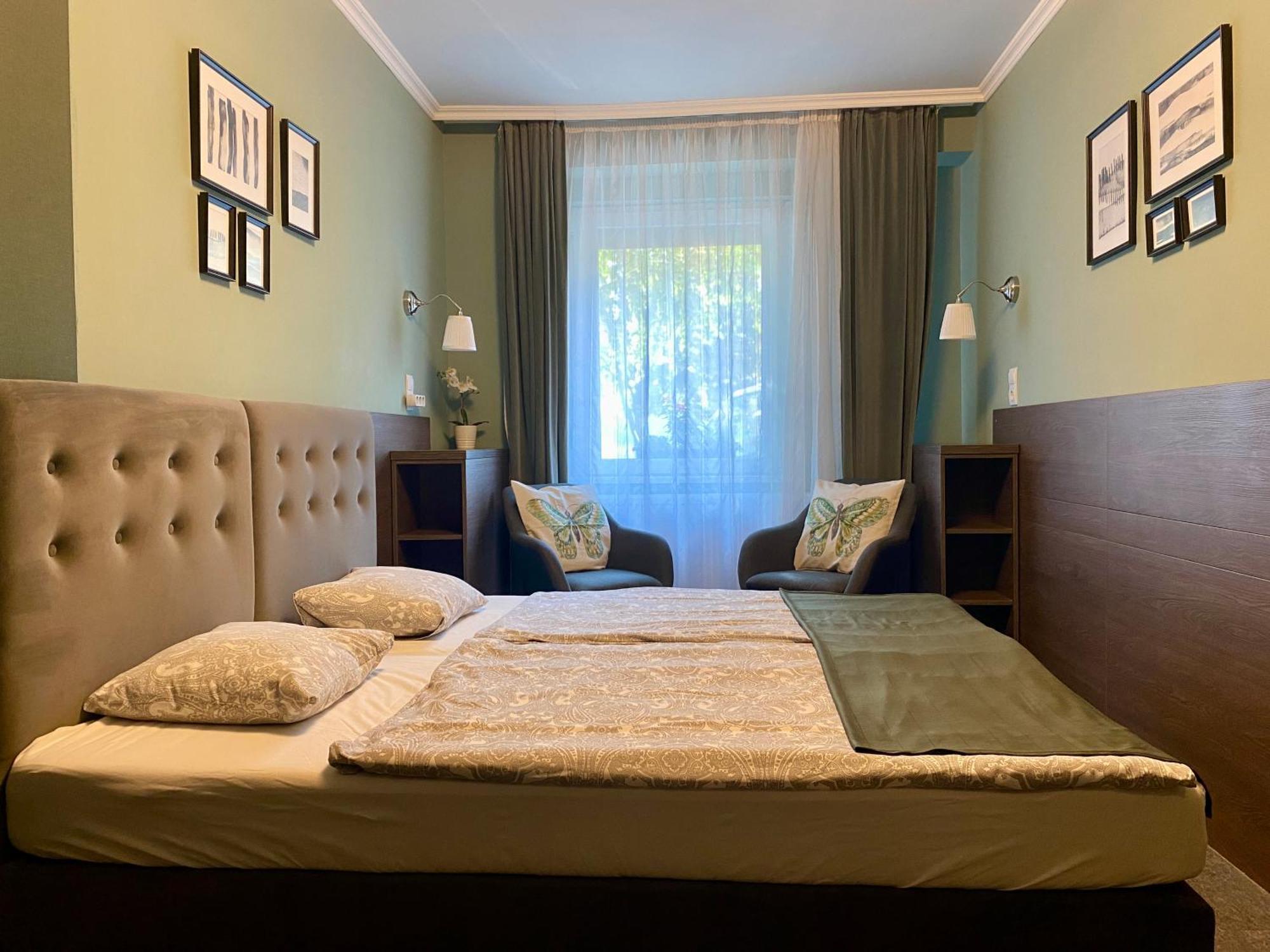 Bellevue Vendégházak Vác Esterno foto